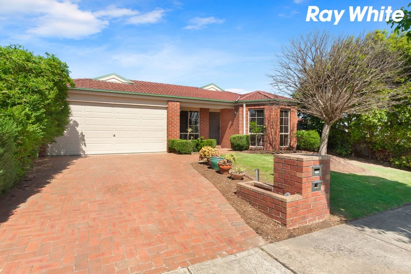 Photo - 3 Cobram Court, Pakenham VIC 3810 - Image 2