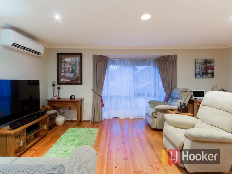 Photo - 3 Cody Avenue, Hampton Park VIC 3976 - Image 3