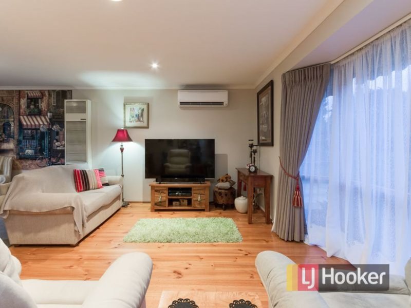 Photo - 3 Cody Avenue, Hampton Park VIC 3976 - Image 4