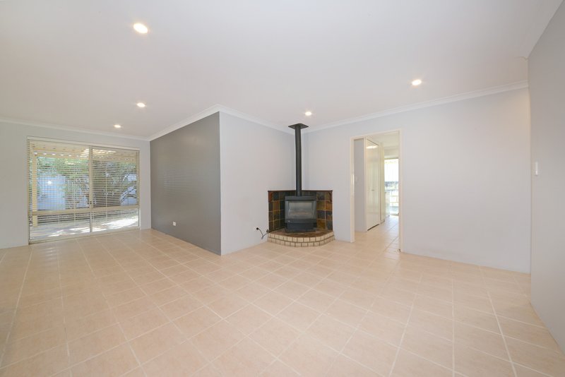 Photo - 3 Cody Way, Clarkson WA 6030 - Image 15