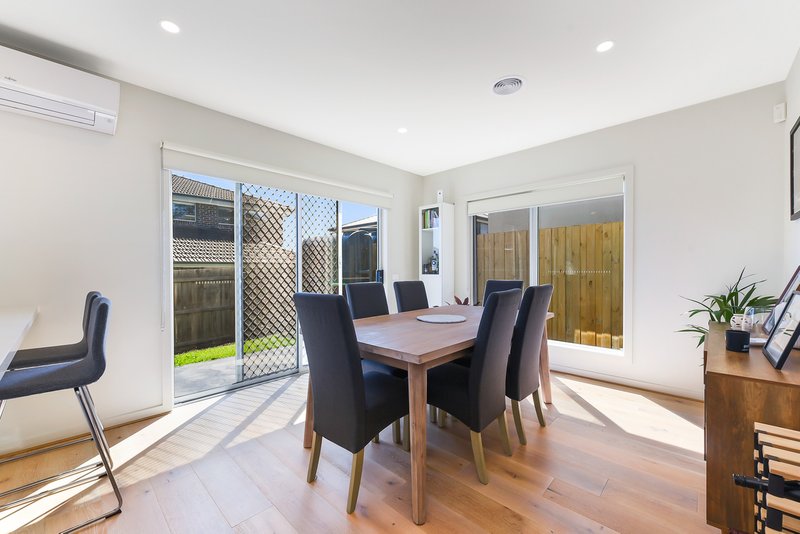 Photo - 3 Coley Court, Hampton Park VIC 3976 - Image 3