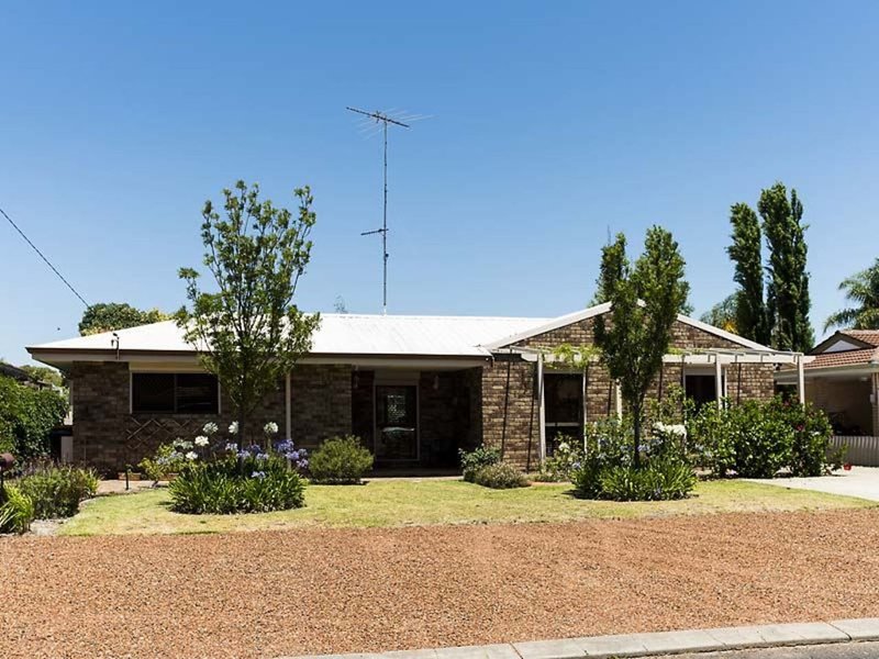 3 Colin Street, Pinjarra WA 6208