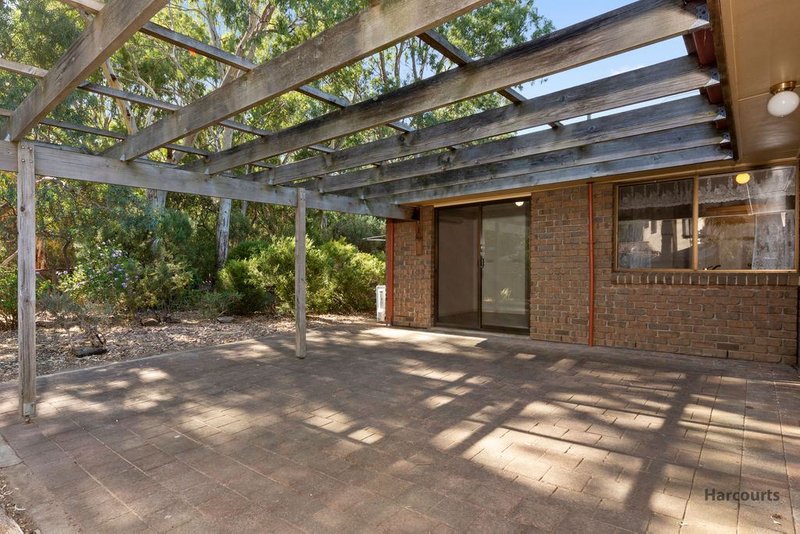 Photo - 3 College Avenue, Aberfoyle Park SA 5159 - Image 9