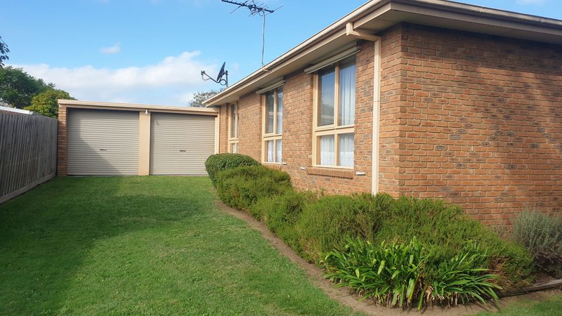 Photo - 3 Collins Crescent, Berwick VIC 3806 - Image 16