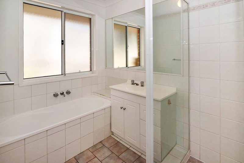 Photo - 3 Colorado Cct , Parkwood QLD 4214 - Image 9