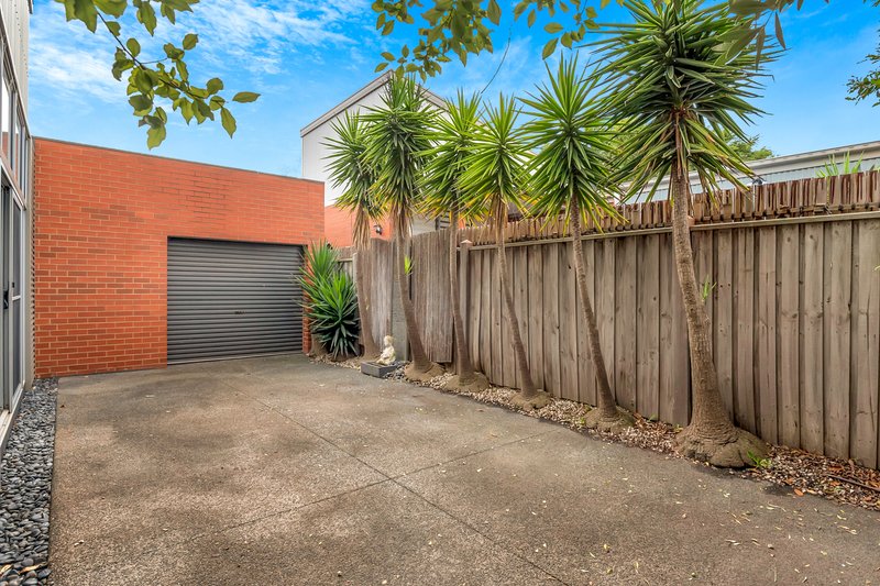 Photo - 3 Coniston Place, Craigieburn VIC 3064 - Image 17