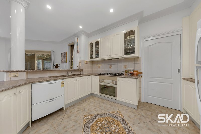 Photo - 3 Consort Place, Craigieburn VIC 3064 - Image 3