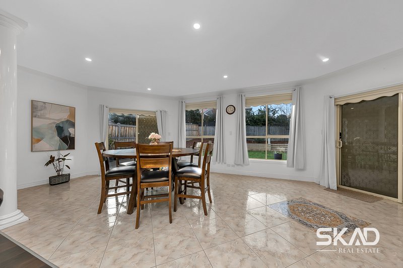 Photo - 3 Consort Place, Craigieburn VIC 3064 - Image 5