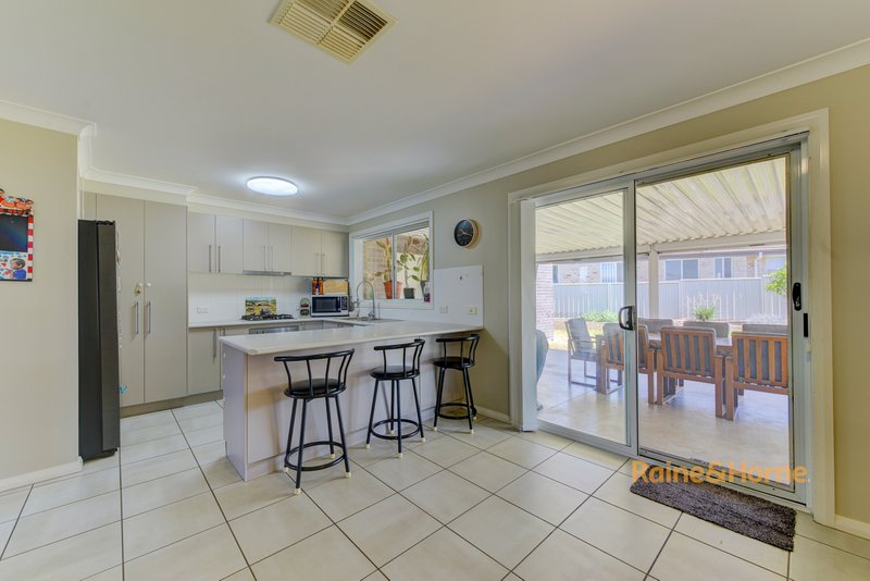 Photo - 3 Coolamon Close, Tamworth NSW 2340 - Image 9