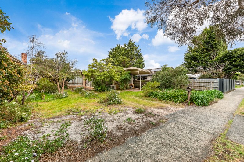 Photo - 3 Coolibar Avenue, Seaford VIC 3198 - Image 9