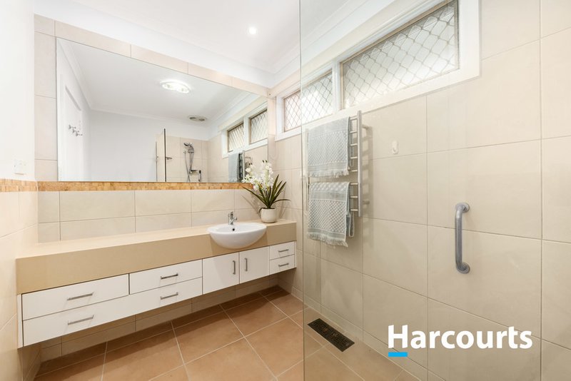 Photo - 3 Coolomon Close, Wantirna South VIC 3152 - Image 8