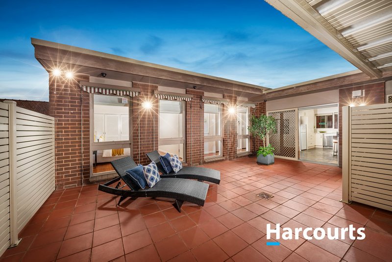 Photo - 3 Coolomon Close, Wantirna South VIC 3152 - Image 11