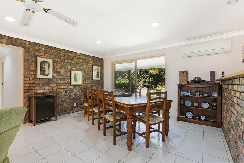 Photo - 3 Coolum Court, Eatons Hill QLD 4037 - Image 17