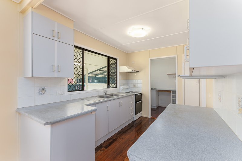 Photo - 3 Coon Street, Barney Point QLD 4680 - Image 6