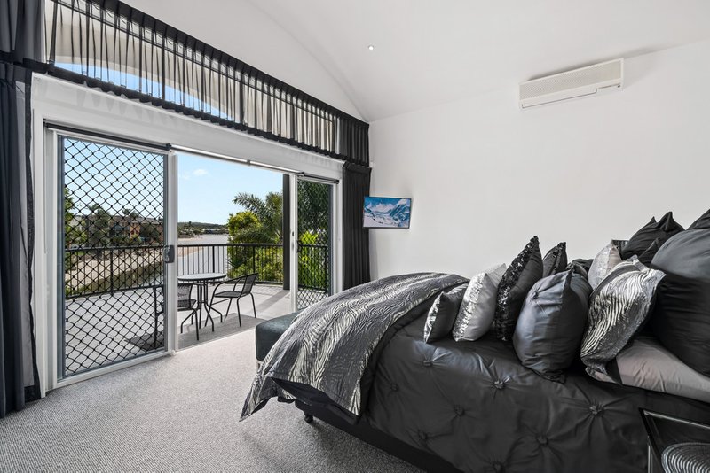 Photo - 3 Coorumbong Close, Mooloolaba QLD 4557 - Image 10