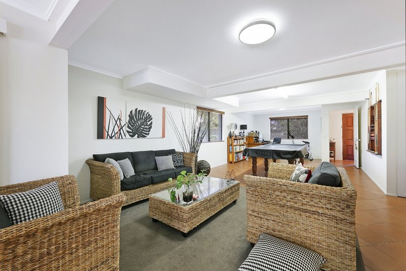 Photo - 3 Corella Avenue, Burleigh Waters QLD 4220 - Image 13