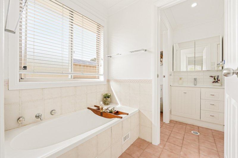 Photo - 3 Cormorant Cres , Glenmore Park NSW 2745 - Image 9