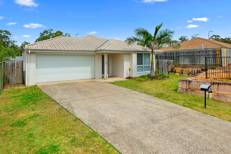 Photo - 3 Cornelius Drive, Augustine Heights QLD 4300 - Image 2