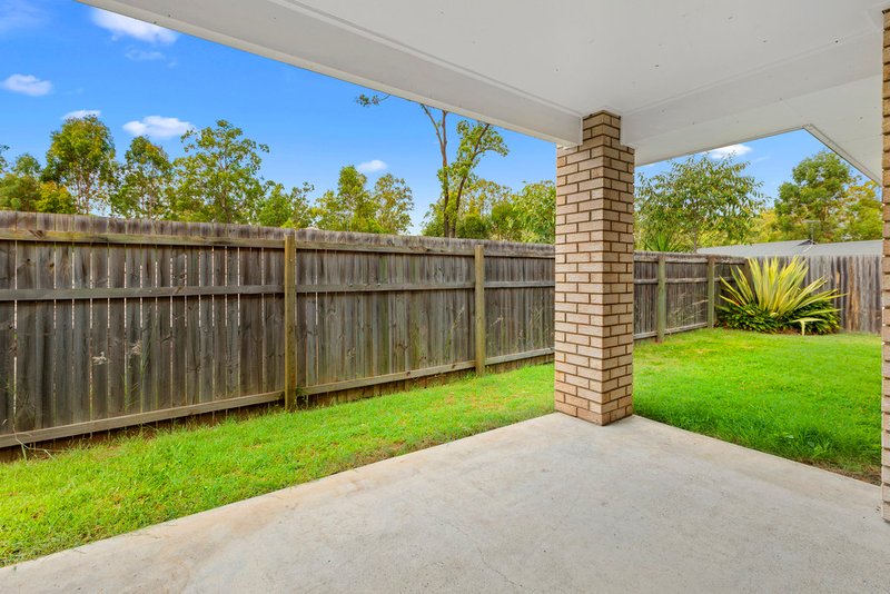 Photo - 3 Cornelius Drive, Augustine Heights QLD 4300 - Image 17