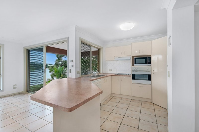 Photo - 3 Cornell Court, Varsity Lakes QLD 4227 - Image 5