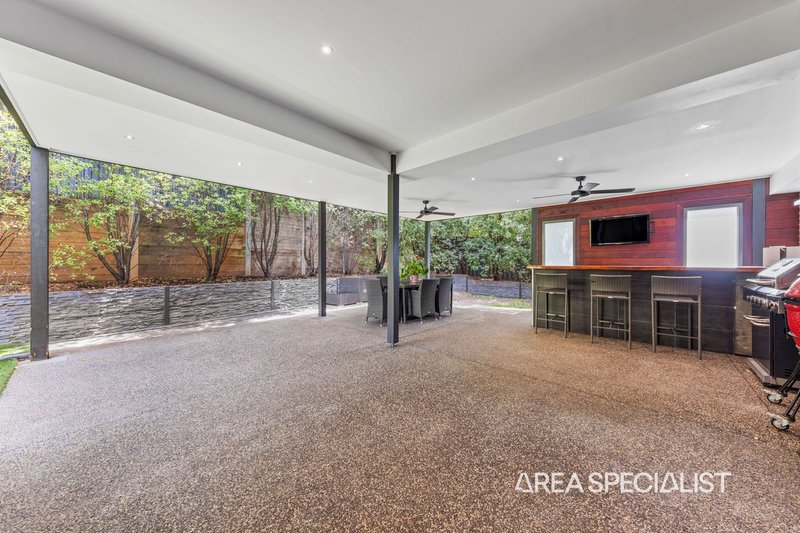 Photo - 3 Corymbia Promenade, Pakenham VIC 3810 - Image 5