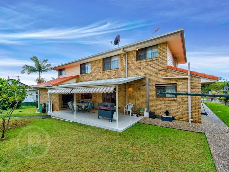 Photo - 3 Cosmos Place, Bridgeman Downs QLD 4035 - Image 17