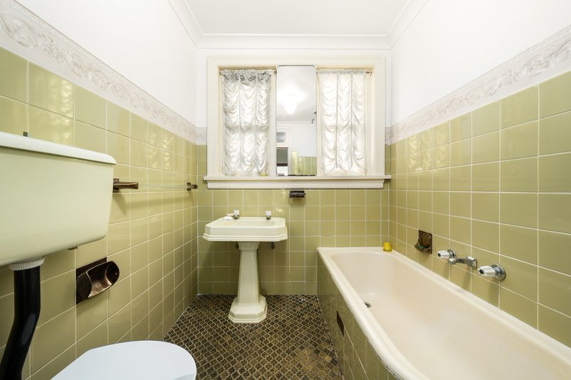 Photo - 3 Cotswold Road, Strathfield NSW 2135 - Image 8