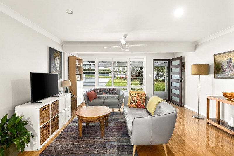Photo - 3 Cox Parade, Mount Warrigal NSW 2528 - Image 2