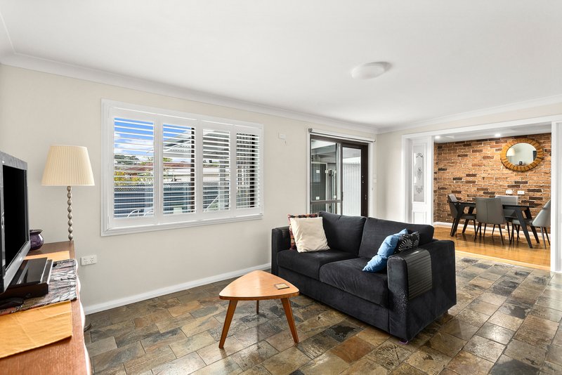Photo - 3 Cox Parade, Mount Warrigal NSW 2528 - Image 4