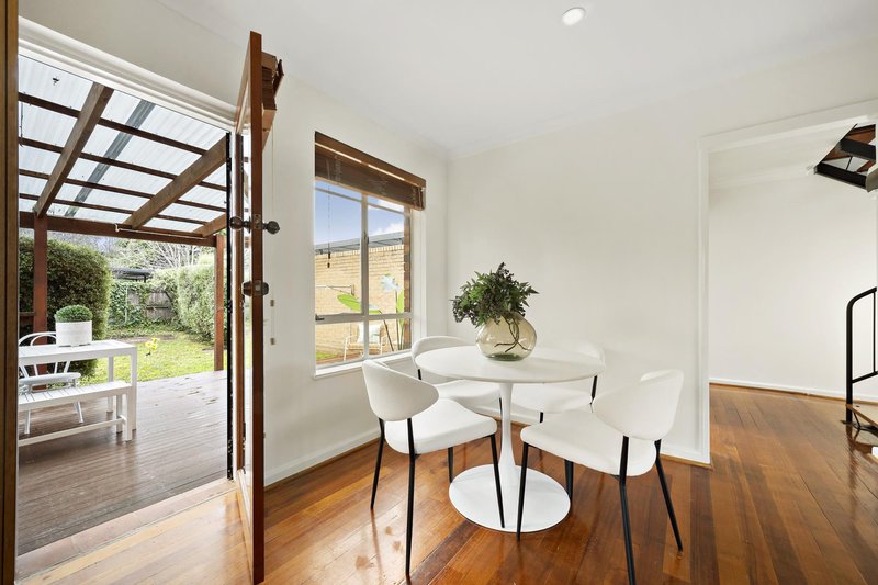 Photo - 3 Coxen Street, Hughes ACT 2605 - Image 8