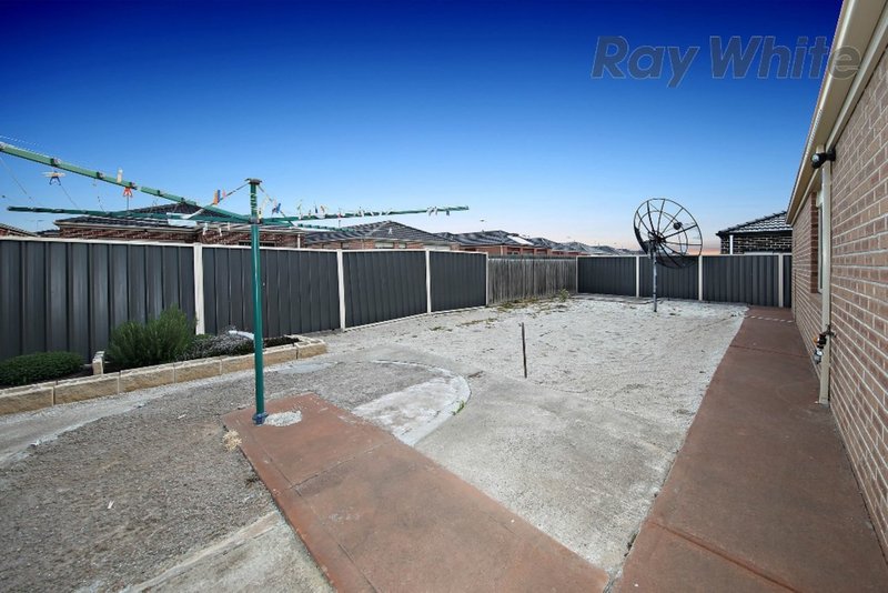 Photo - 3 Craig Close, Truganina VIC 3029 - Image 15