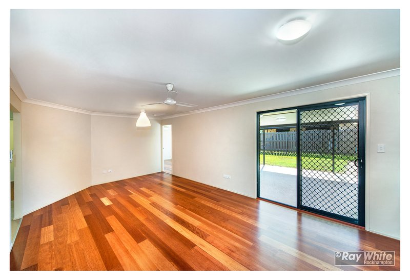 Photo - 3 Crear Court, Norman Gardens QLD 4701 - Image 6