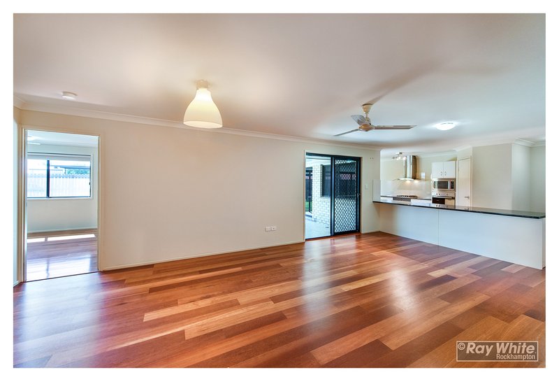 Photo - 3 Crear Court, Norman Gardens QLD 4701 - Image 14