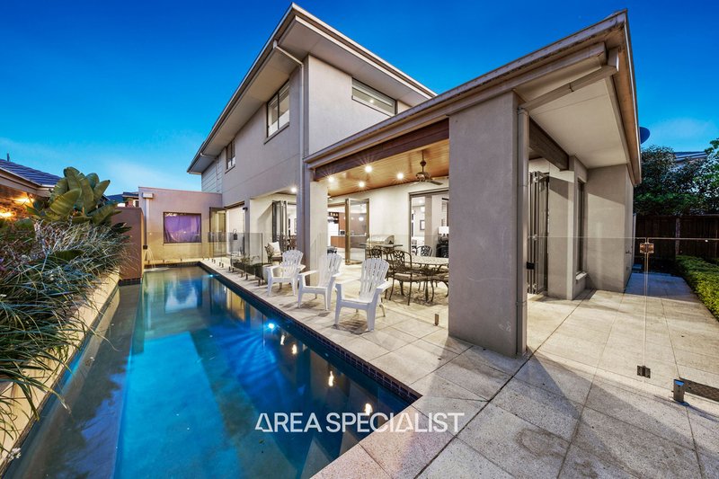 Photo - 3 Crepe Avenue, Cranbourne West VIC 3977 - Image 18