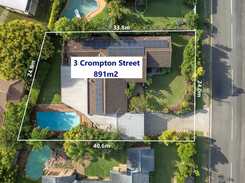 Photo - 3 Crompton Street, Kenmore Hills QLD 4069 - Image 13