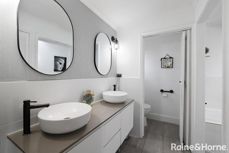 Photo - 3 Crookhaven Drive, Greenwell Point NSW 2540 - Image 11