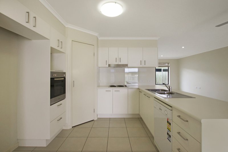 Photo - 3 Crows Ash Place, Kuluin QLD 4558 - Image 3