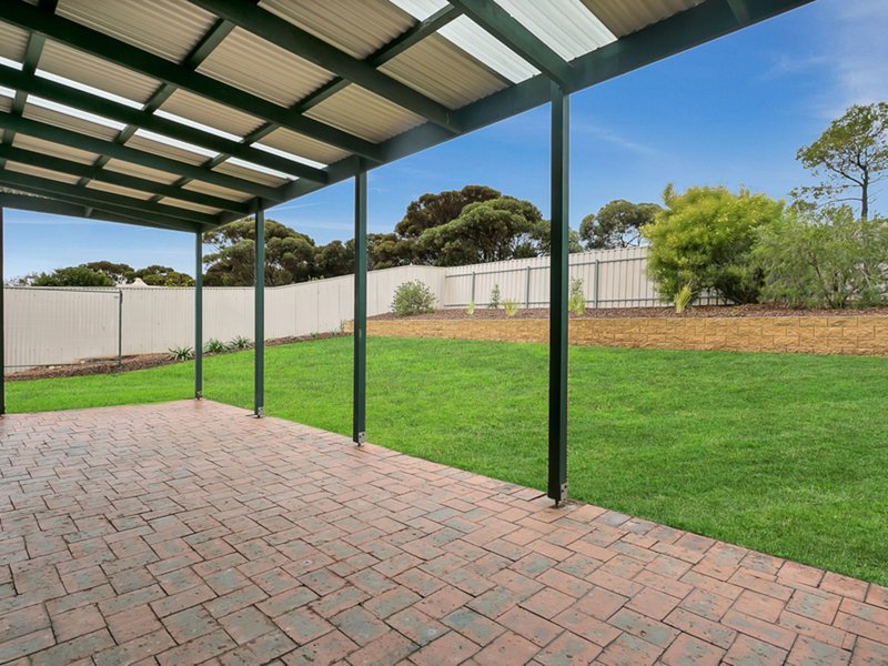 Photo - 3 Crowsnest Place, Seaford Rise SA 5169 - Image 12