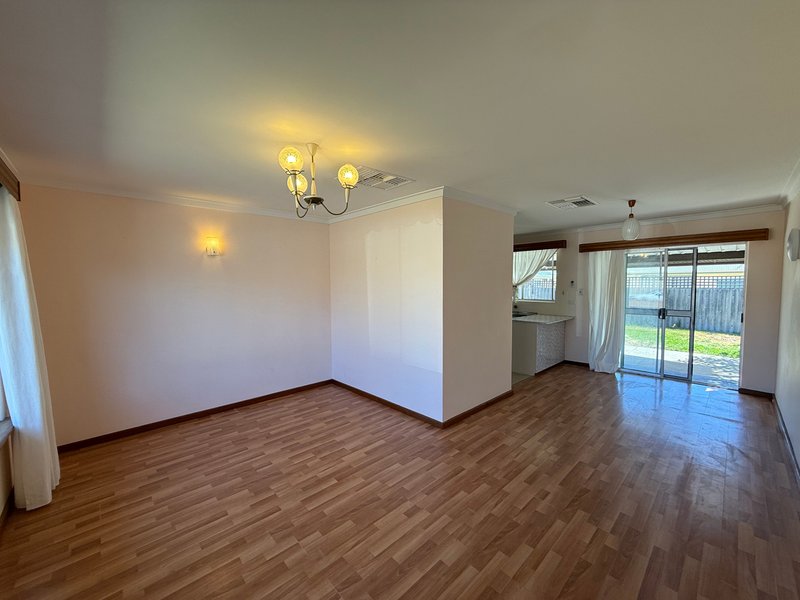 Photo - 3 Cruise Road, Safety Bay WA 6169 - Image 2