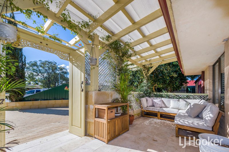 Photo - 3 Cue Court, Gosnells WA 6110 - Image 3