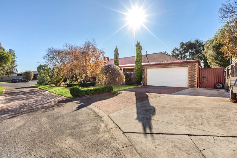 Photo - 3 Cuneata Close, Langwarrin VIC 3910 - Image 18