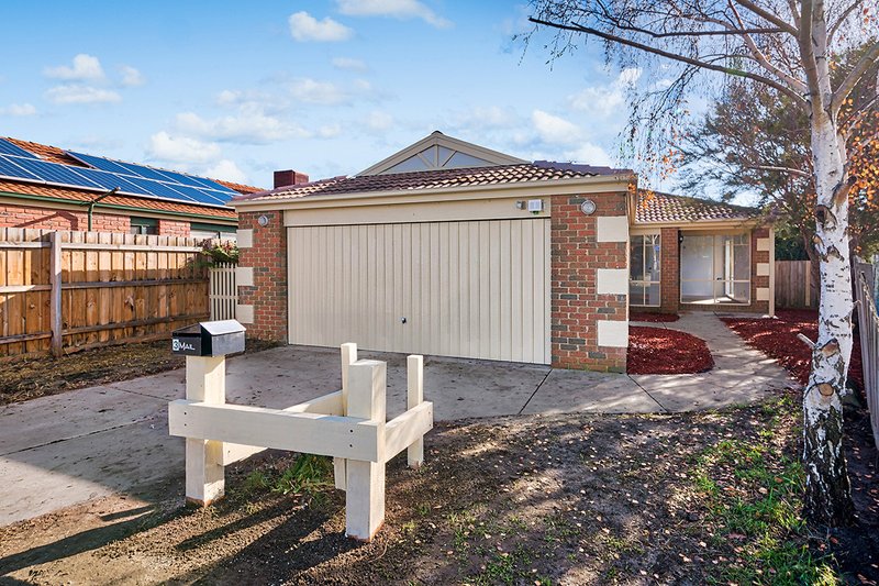 3 Curnow Court, Cranbourne West VIC 3977