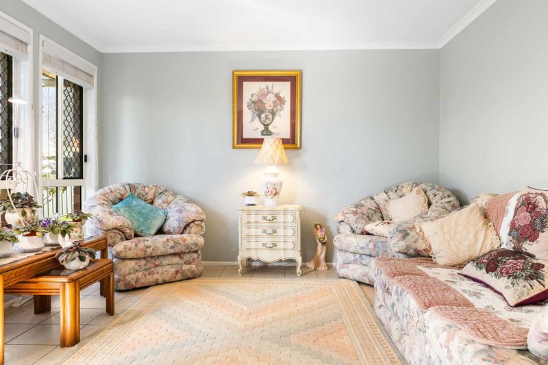 Photo - 3 Currawong Drive, Highfields QLD 4352 - Image 7
