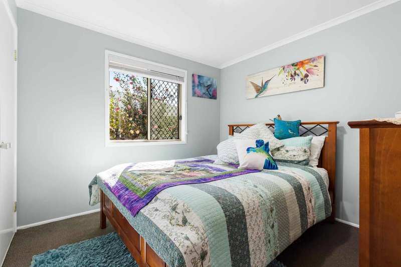Photo - 3 Currawong Drive, Highfields QLD 4352 - Image 9