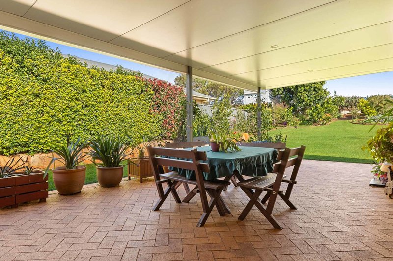 Photo - 3 Currawong Drive, Highfields QLD 4352 - Image 13