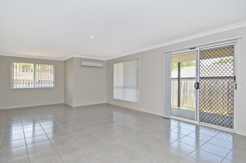 Photo - 3 Custodian Crescent, Ormeau QLD 4208 - Image 9