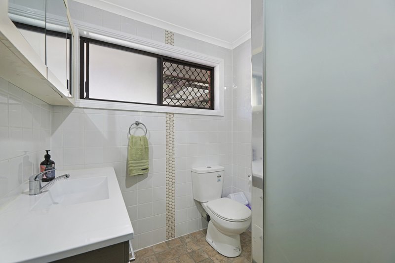 Photo - 3 Cutana Court, Ashmore QLD 4214 - Image 18