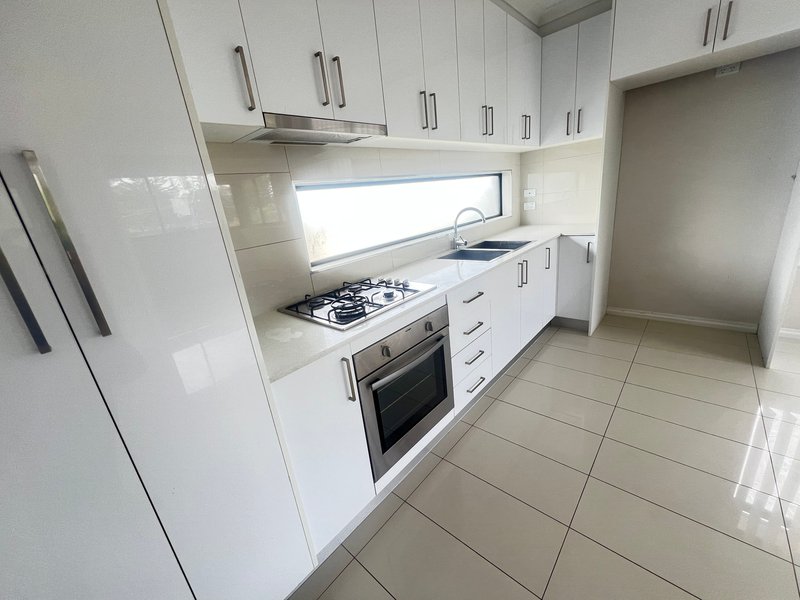 Photo - 3 Cuthbert Street, Broadmeadows VIC 3047 - Image 2