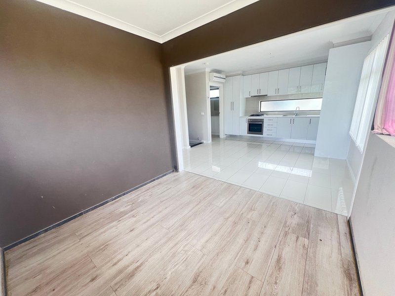 Photo - 3 Cuthbert Street, Broadmeadows VIC 3047 - Image 4