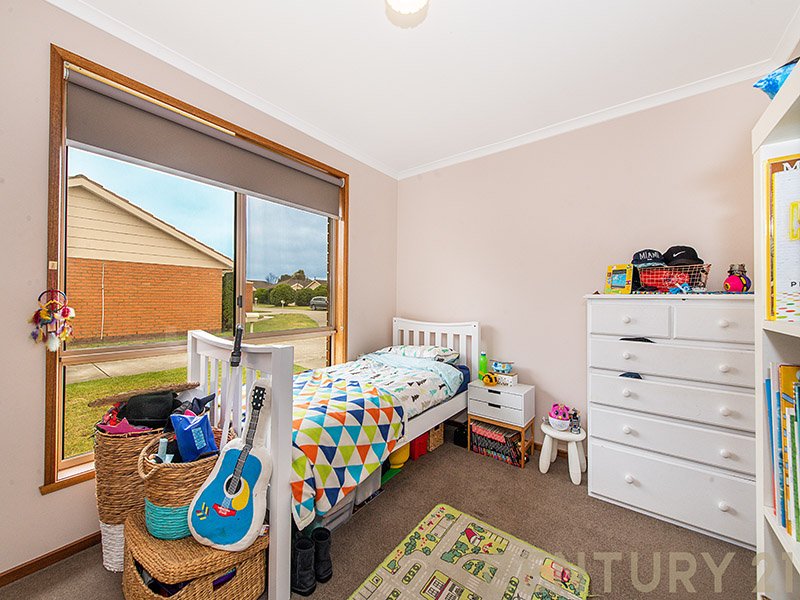 Photo - 3 Cuthbertson Crt , Chelsea VIC 3196 - Image 4